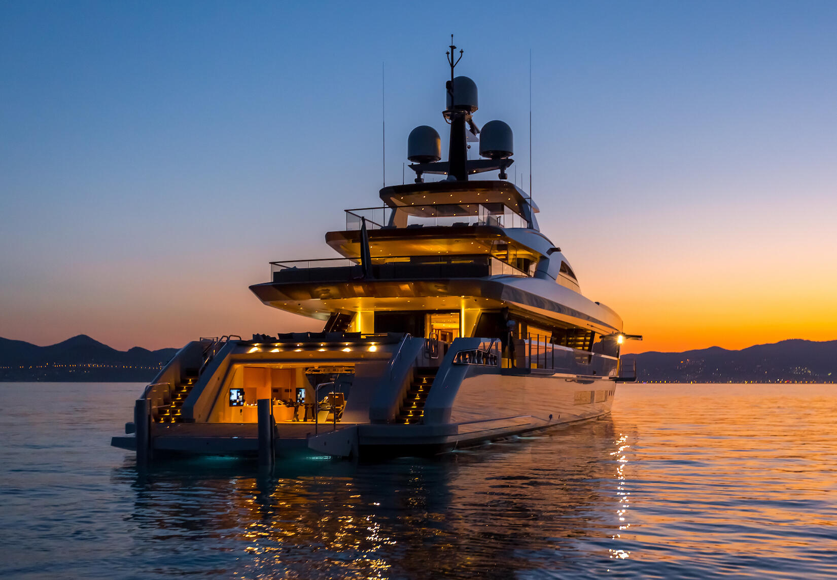 Yacht Charter